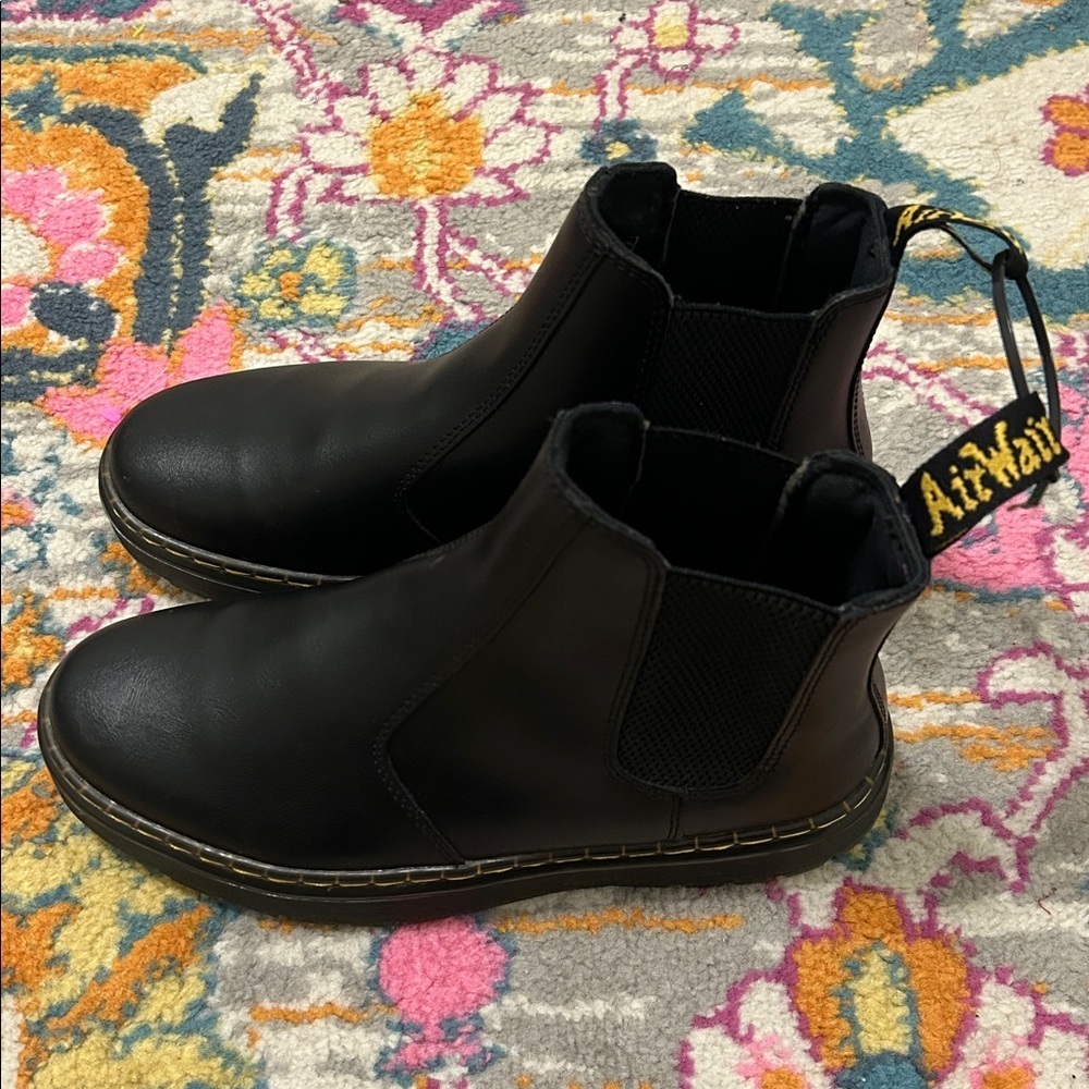 Dr. Martens 2976 Smooth Leather Chelsea Boots In Black Size 7 - Picture 8 of 16